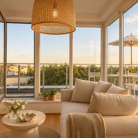 Panoramic River View And Terrace Apartman *
